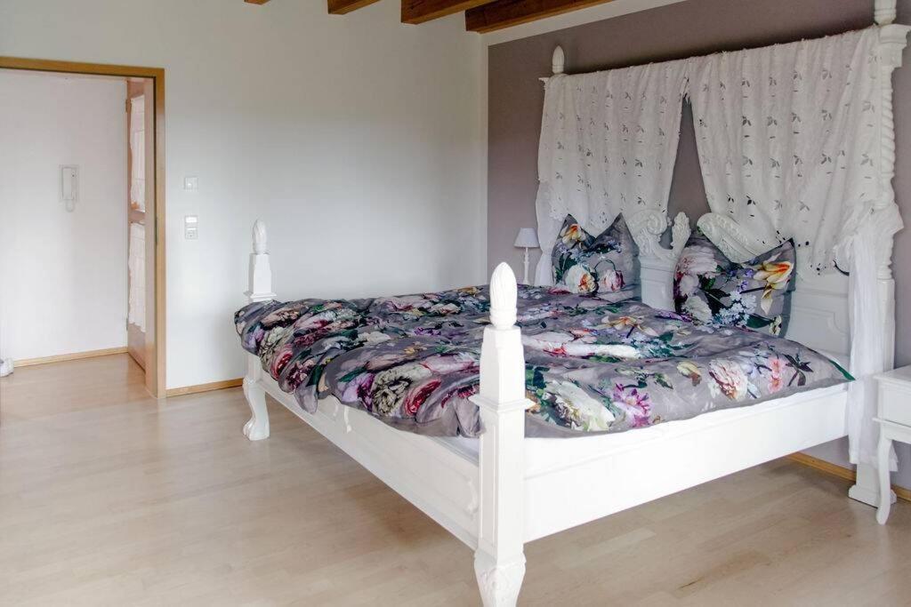 4-Zimmer-Ferienwohnung Waldbluemle Dobel Zewnętrze zdjęcie
